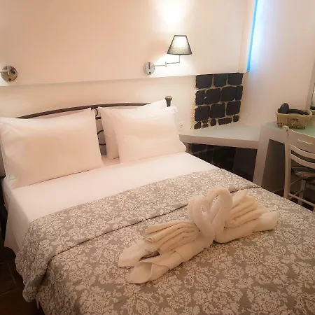 Vaya Plaza Houses 3 *