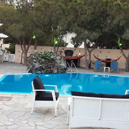 Vaya Plaza Houses 3 *
